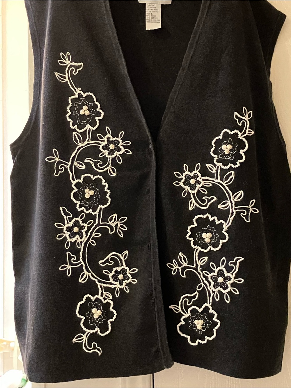 Koret Black Knit Vest with Subtle Texture
